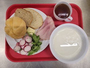 Śniadanie - dieta podstawowa 22.12.25r.